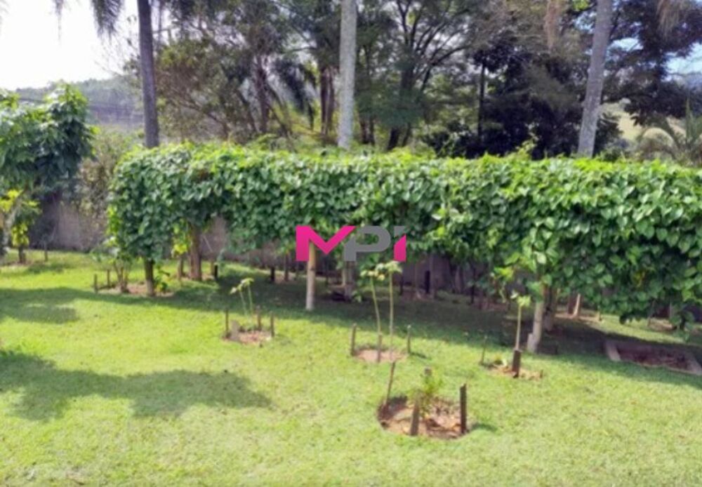 Chácara à venda com 3 quartos, 374m² - Foto 11
