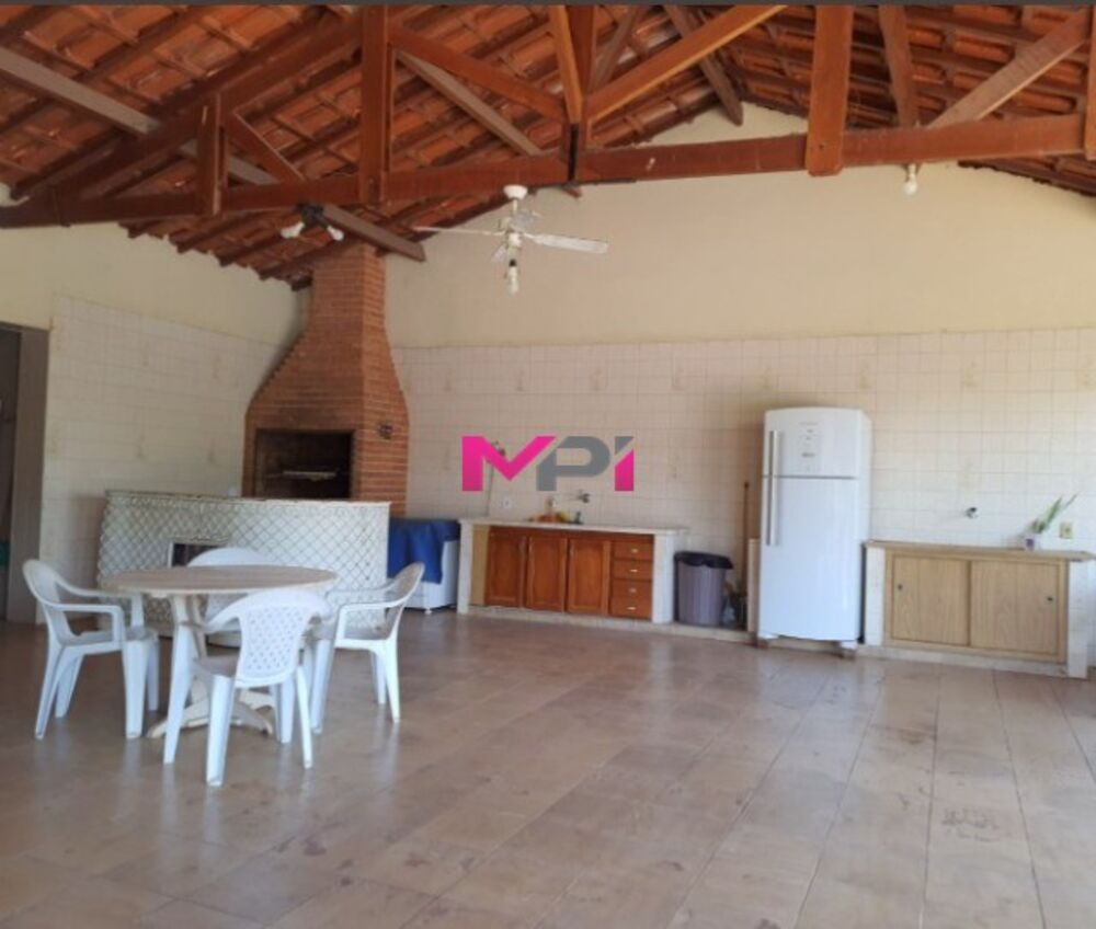 Chácara à venda com 3 quartos, 374m² - Foto 16