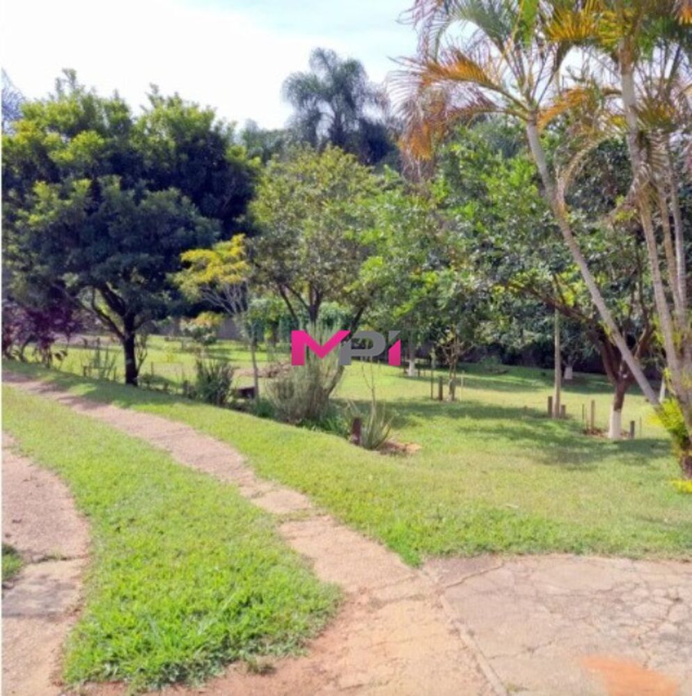 Chácara à venda com 3 quartos, 374m² - Foto 9