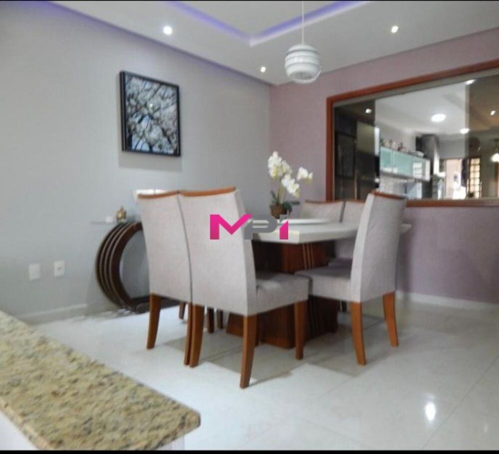 Casa à venda com 3 quartos, 281m² - Foto 3