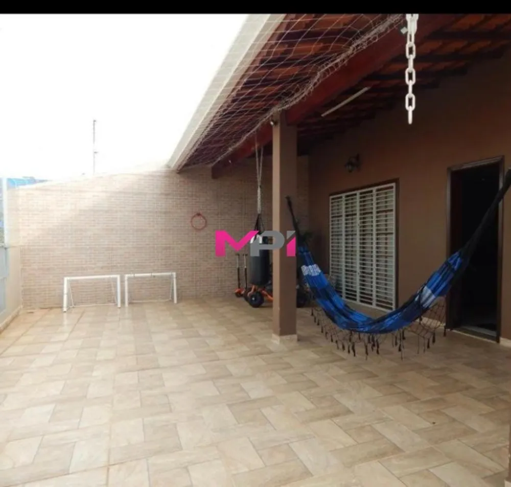 Casa, 3 quartos, 281 m² - Foto 2