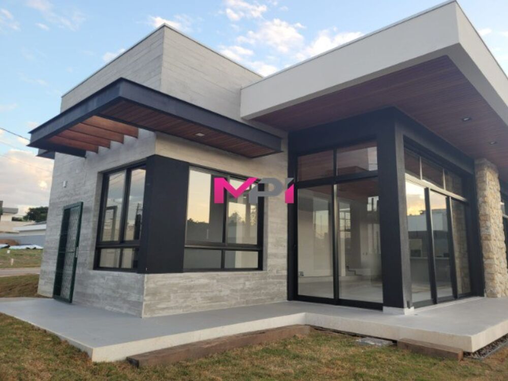 Casa de Condomínio à venda com 4 quartos, 312m² - Foto 4