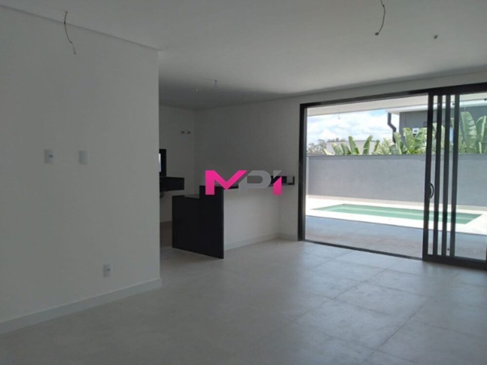 Casa de Condomínio à venda com 3 quartos, 189m² - Foto 3