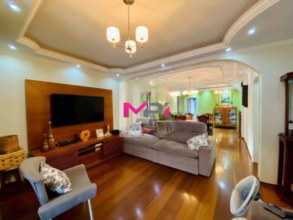 Sobrado à venda com 4 quartos, 400m² - Foto 2