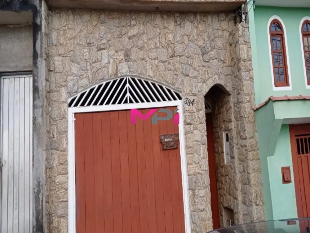 Casa, 2 quartos, 210 m² - Foto 1