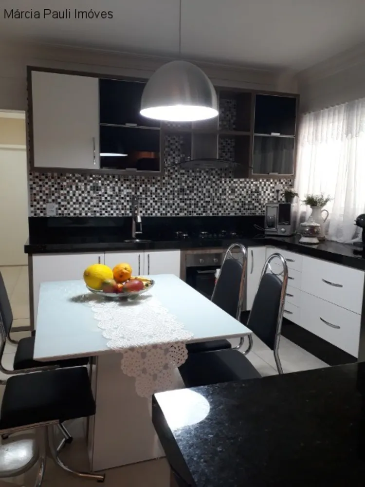 Casa, 2 quartos, 270 m² - Foto 1