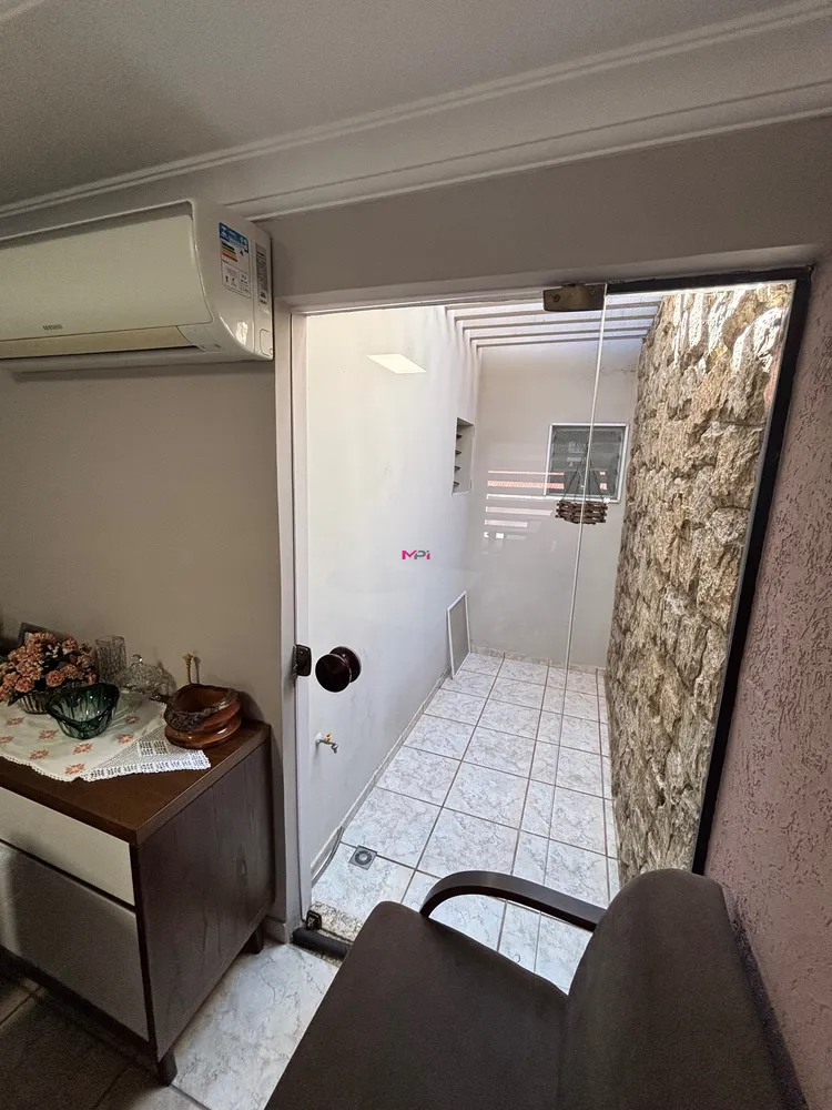Casa, 3 quartos, 158 m² - Foto 6