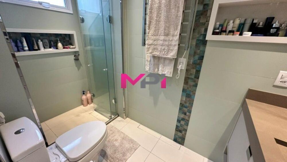 Apartamento à venda com 4 quartos, 232m² - Foto 3