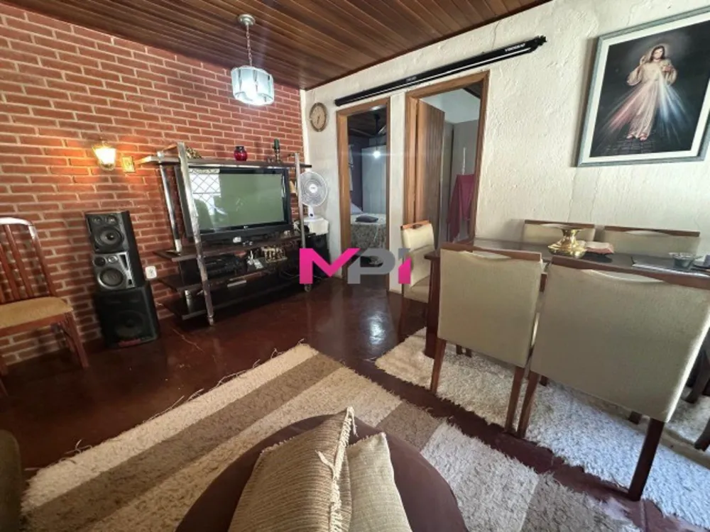 Chácara, 3 quartos, 2500 m² - Foto 2