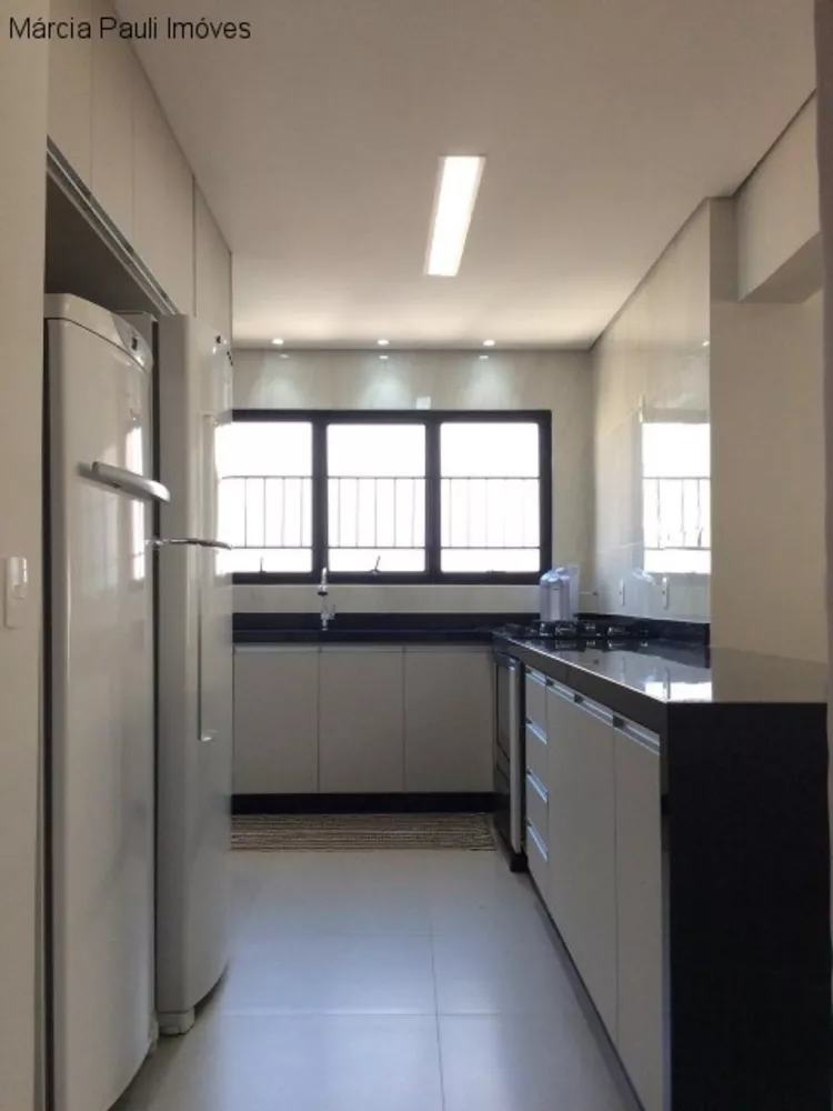 Apartamento à venda com 4 quartos, 198m² - Foto 7