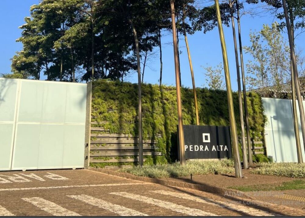 Loteamento e Condomínio, 1061 m² - Foto 1