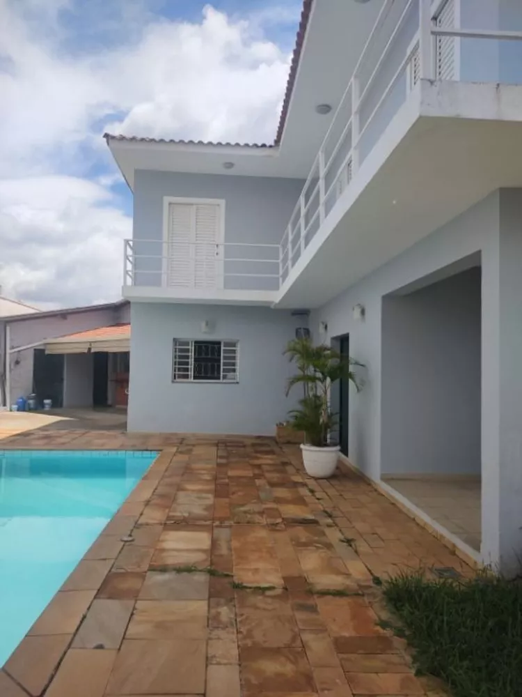 Sobrado à venda com 3 quartos, 240m² - Foto 3