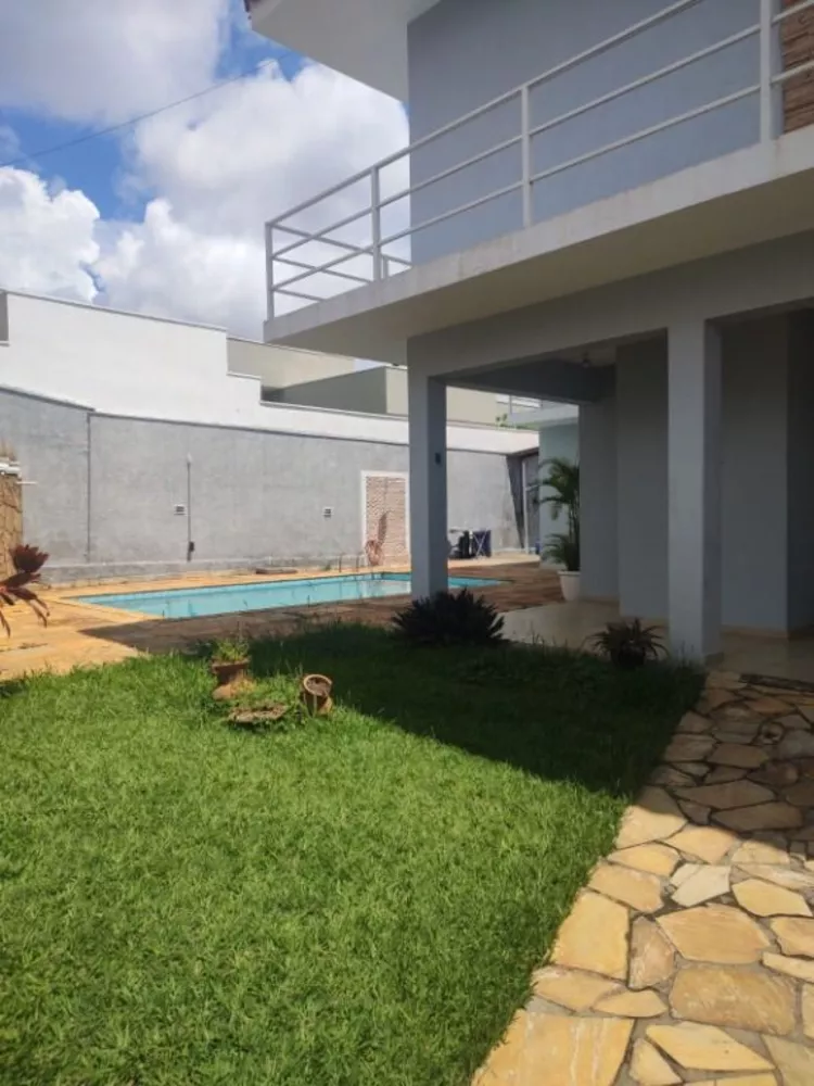 Sobrado à venda com 3 quartos, 240m² - Foto 2