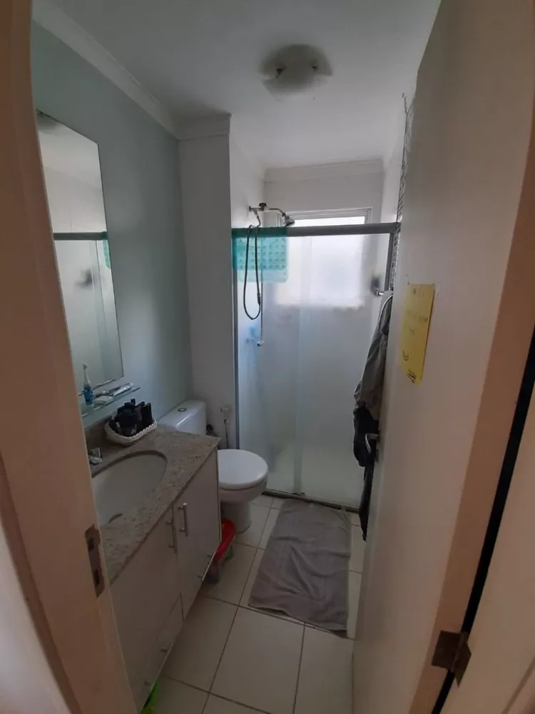 Apartamento à venda com 2 quartos, 70m² - Foto 1