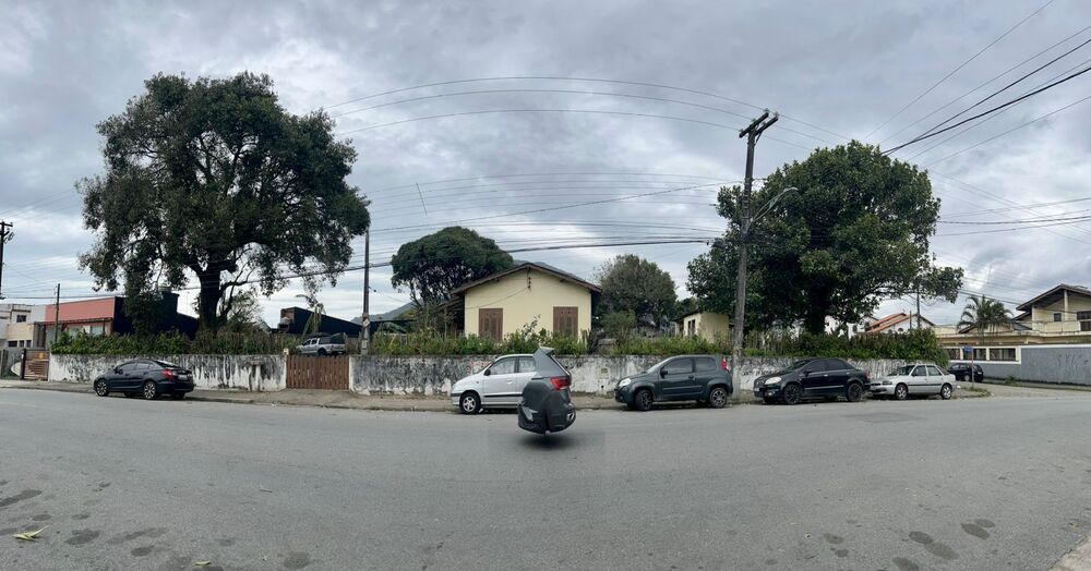 Terreno à venda, 1750M2 - Foto 2