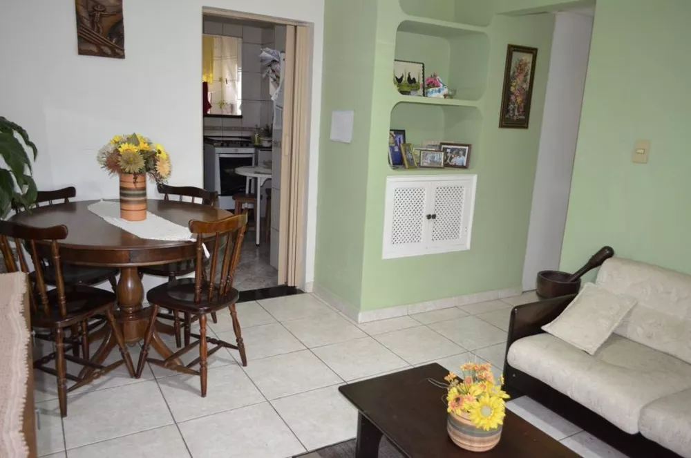 Apartamento à venda com 2 quartos, 70m² - Foto 3