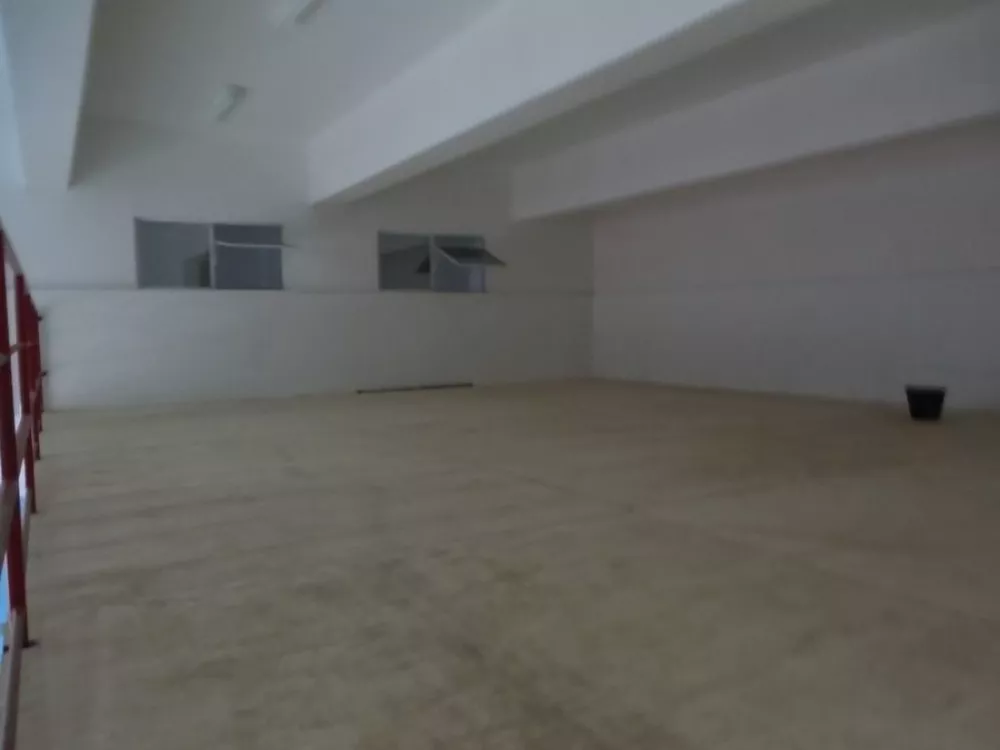 Prédio Inteiro à venda, 700m² - Foto 2