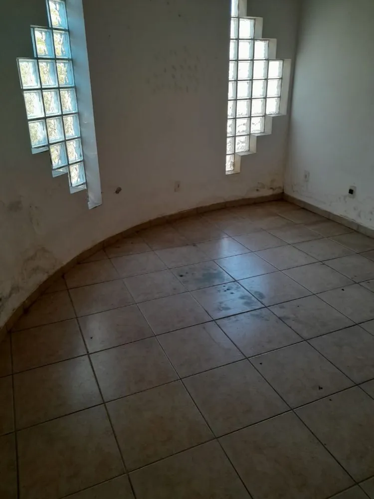 Casa, 3 quartos, 180 m² - Foto 2