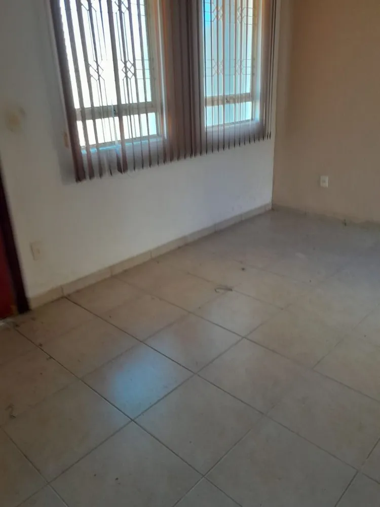 Casa, 3 quartos, 180 m² - Foto 1