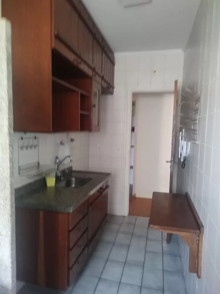 Apartamento à venda com 1 quarto, 48m² - Foto 2