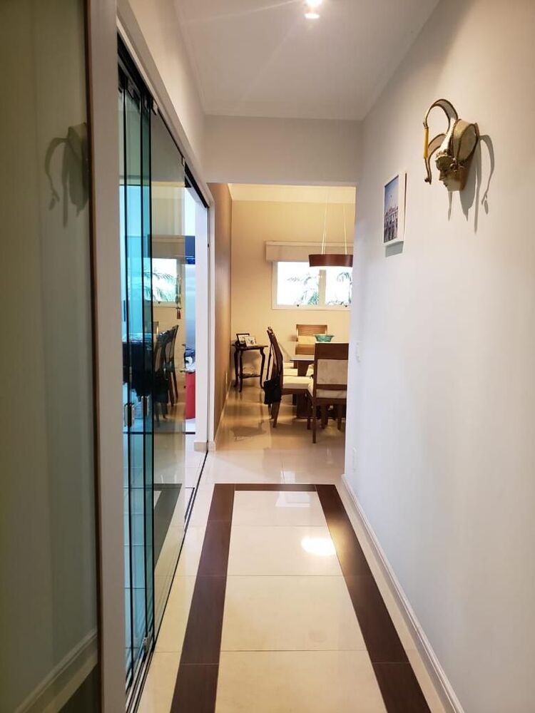 Casa de Condomínio à venda com 3 quartos, 235m² - Foto 5