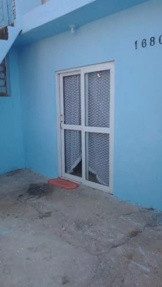 Sobrado à venda com 4 quartos, 150m² - Foto 2