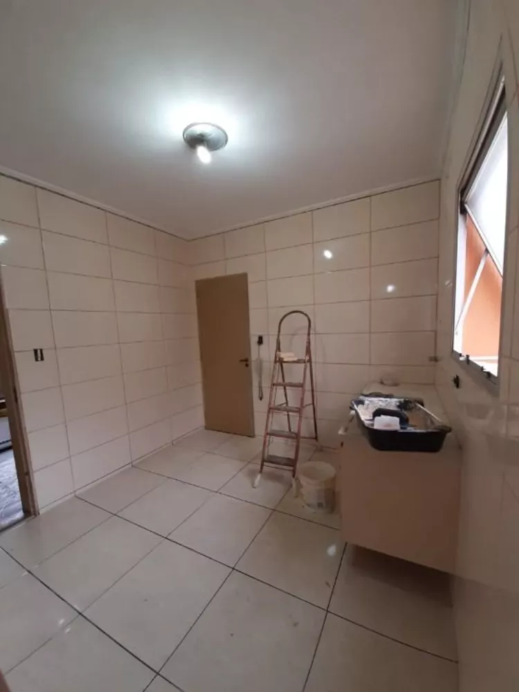 Apartamento à venda com 3 quartos, 70m² - Foto 3