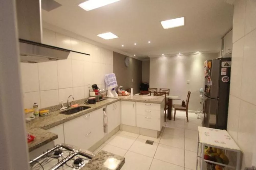 Apartamento à venda com 2 quartos, 74m² - Foto 3