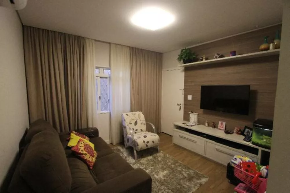 Apartamento à venda com 2 quartos, 74m² - Foto 2