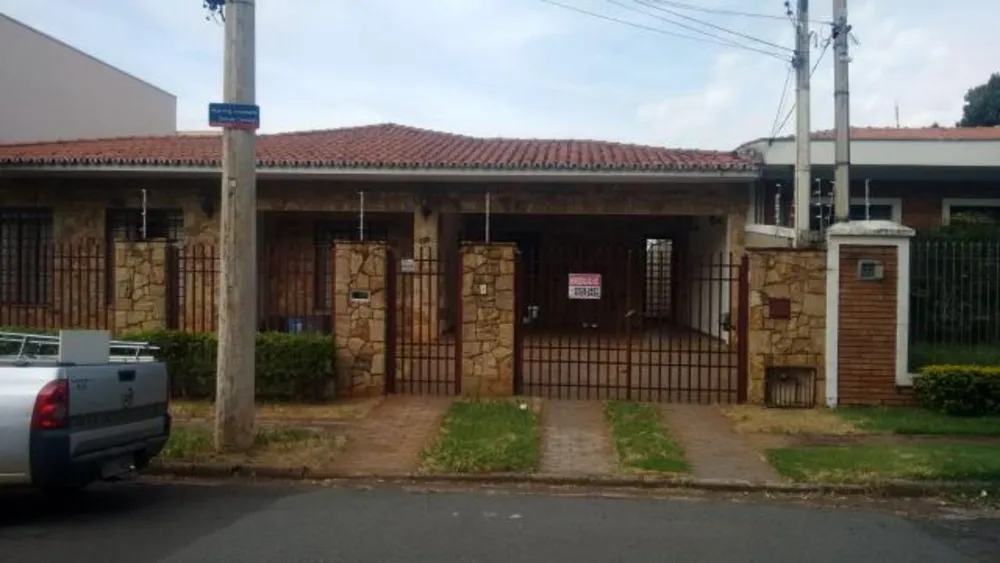 Casa, 5 quartos, 330 m² - Foto 1
