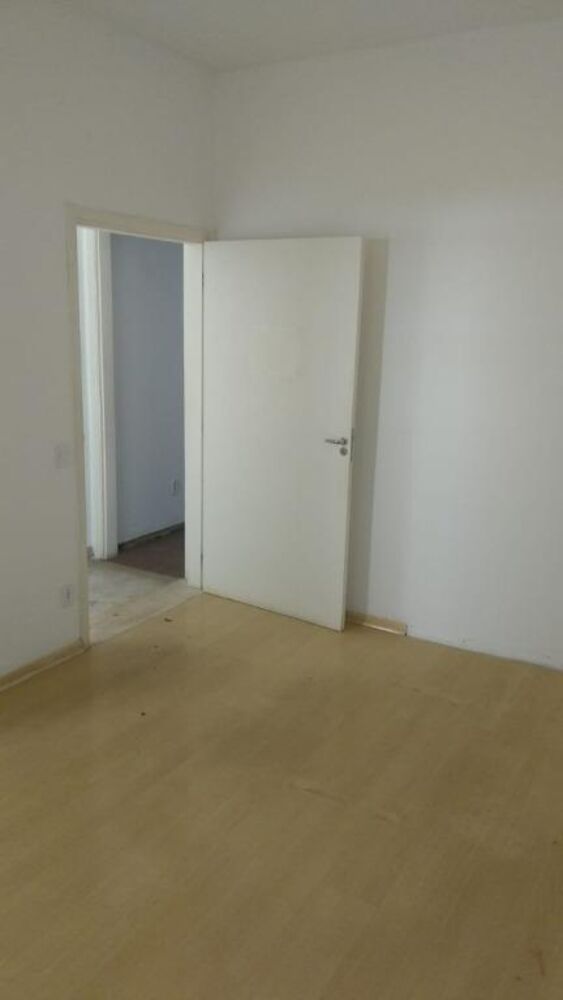 Casa para alugar com 3 quartos, 188m² - Foto 3