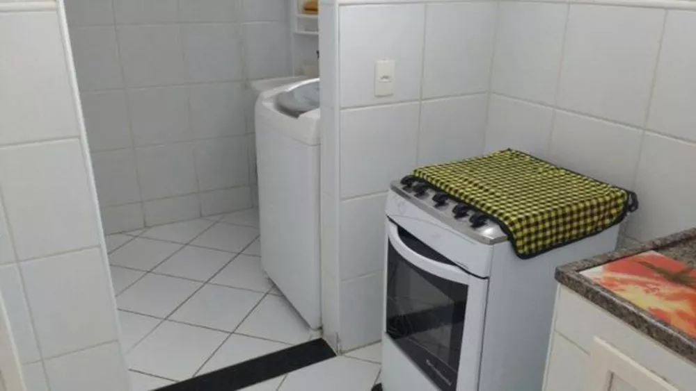 Apartamento à venda com 3 quartos, 86m² - Foto 2