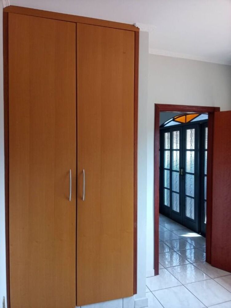 Sobrado, 4 quartos, 217 m² - Foto 2