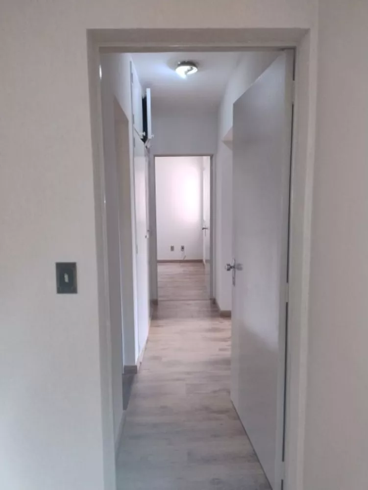 Apartamento para alugar com 3 quartos, 119m² - Foto 4