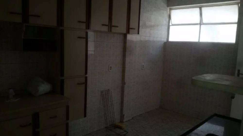 Apartamento à venda com 2 quartos, 61m² - Foto 3