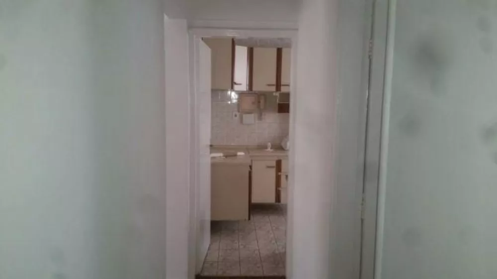 Apartamento à venda com 2 quartos, 61m² - Foto 2