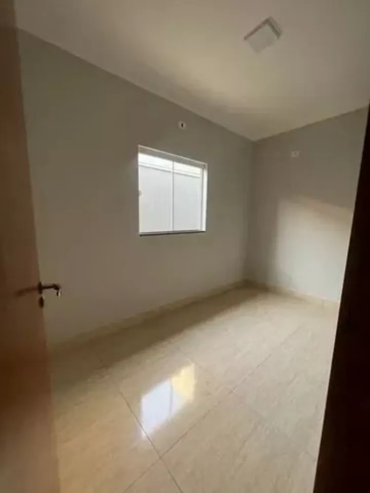 Casa à venda com 3 quartos, 95m² - Foto 3