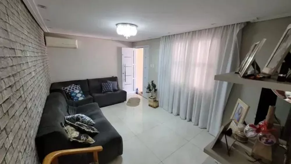 Casa à venda com 3 quartos, 200m² - Foto 3