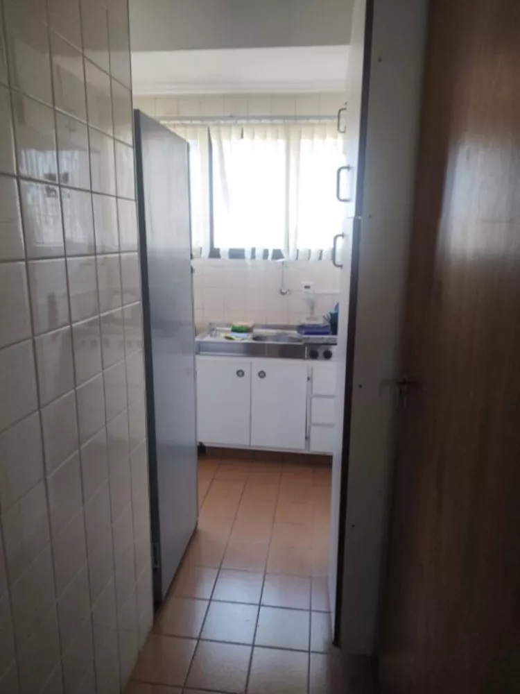 Apartamento à venda com 1 quarto, 55m² - Foto 4