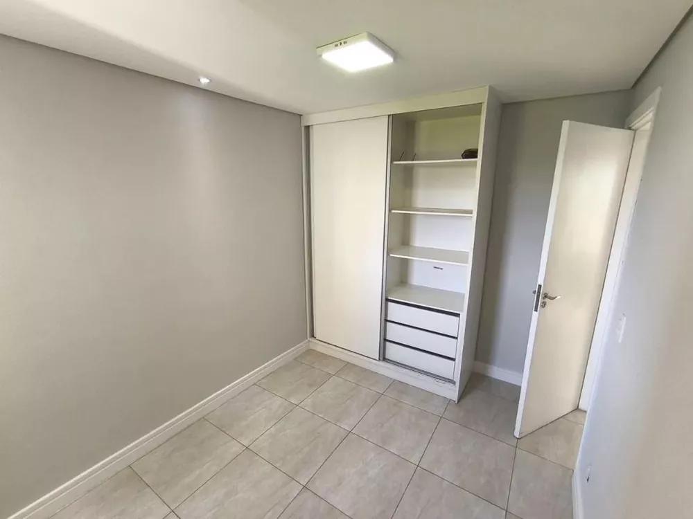 Apartamento à venda com 3 quartos, 68m² - Foto 8