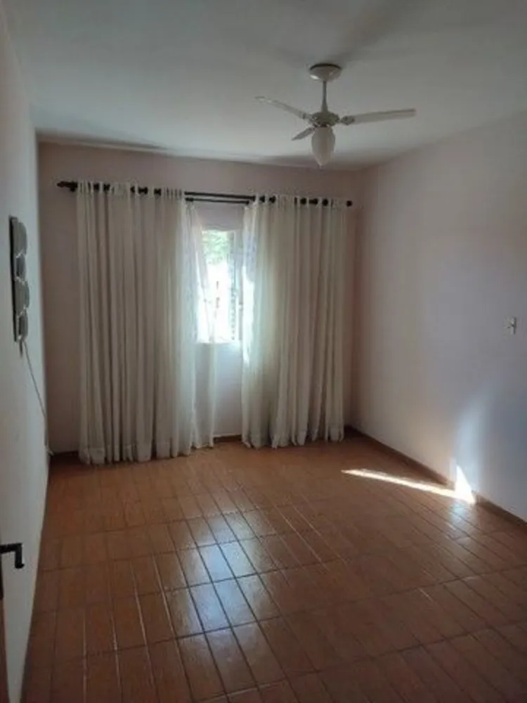 Casa, 3 quartos, 250 m² - Foto 12