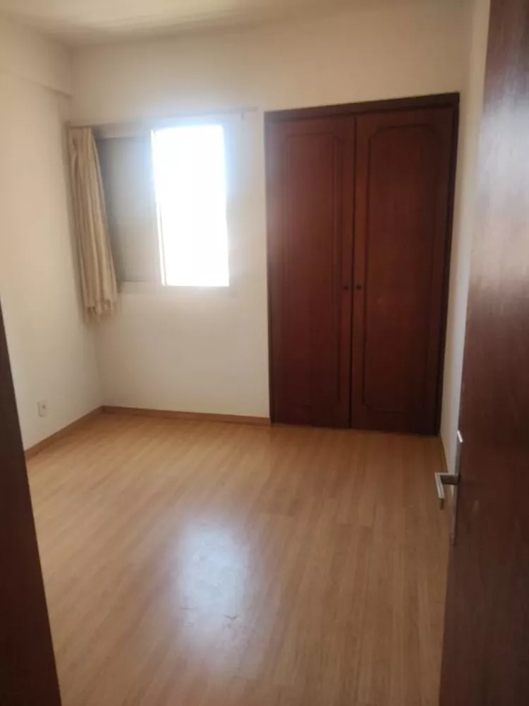 Apartamento à venda com 1 quarto, 45m² - Foto 3