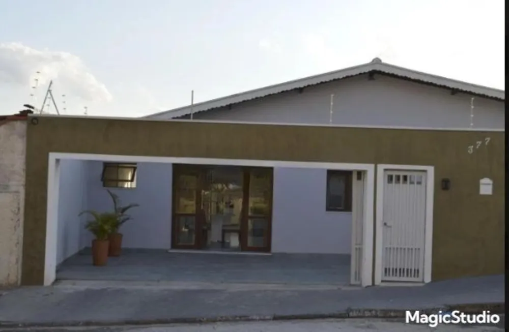 Casa, 4 quartos, 202 m² - Foto 1