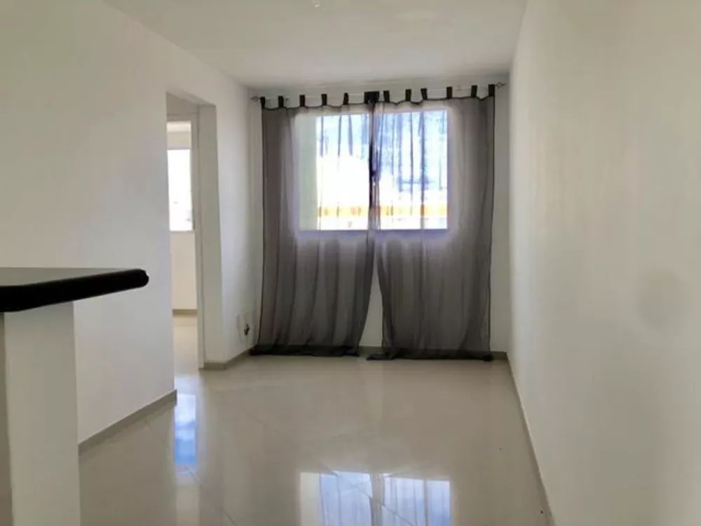 Apartamento à venda com 2 quartos, 45m² - Foto 3