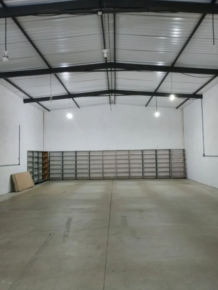 Depósito-Galpão, 200 m² - Foto 1