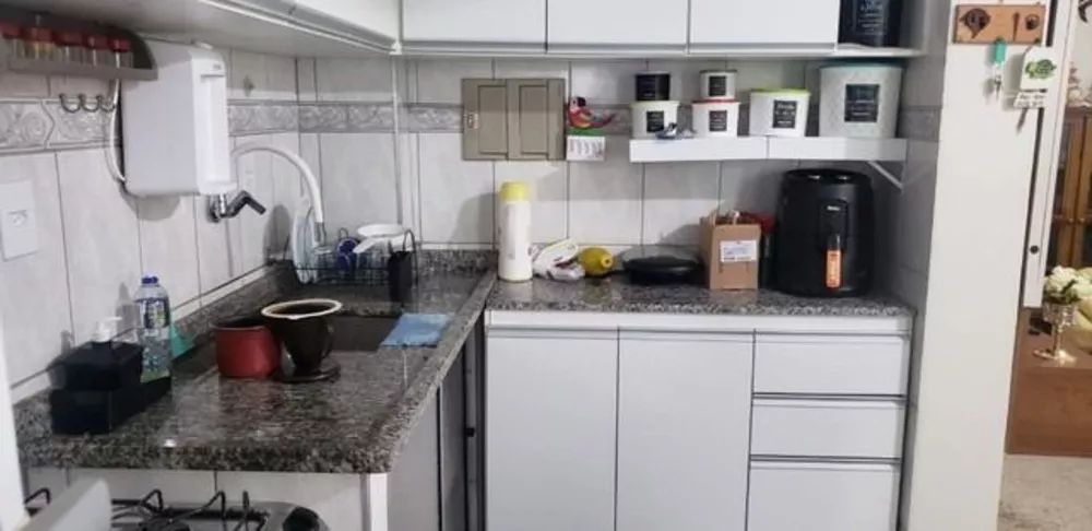 Apartamento à venda com 2 quartos, 74m² - Foto 3