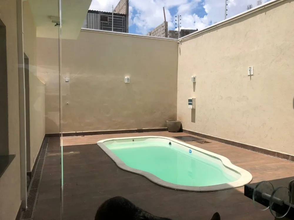 Sobrado, 4 quartos, 226 m² - Foto 2