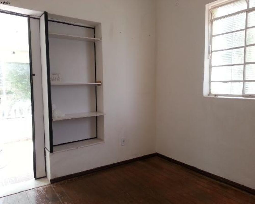 Casa, 3 quartos, 286 m² - Foto 4