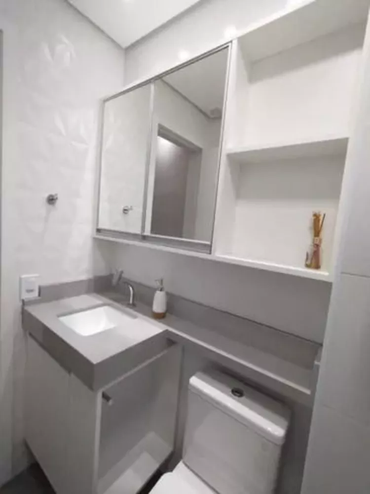 Apartamento à venda com 2 quartos, 49m² - Foto 1