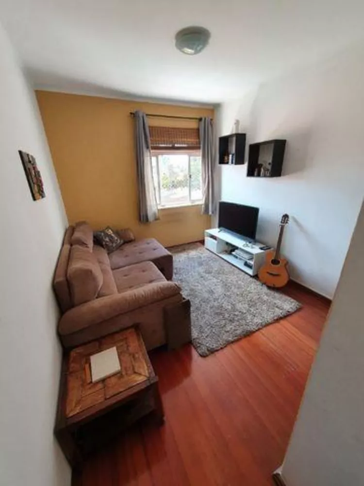 Apartamento à venda com 1 quarto, 42m² - Foto 1